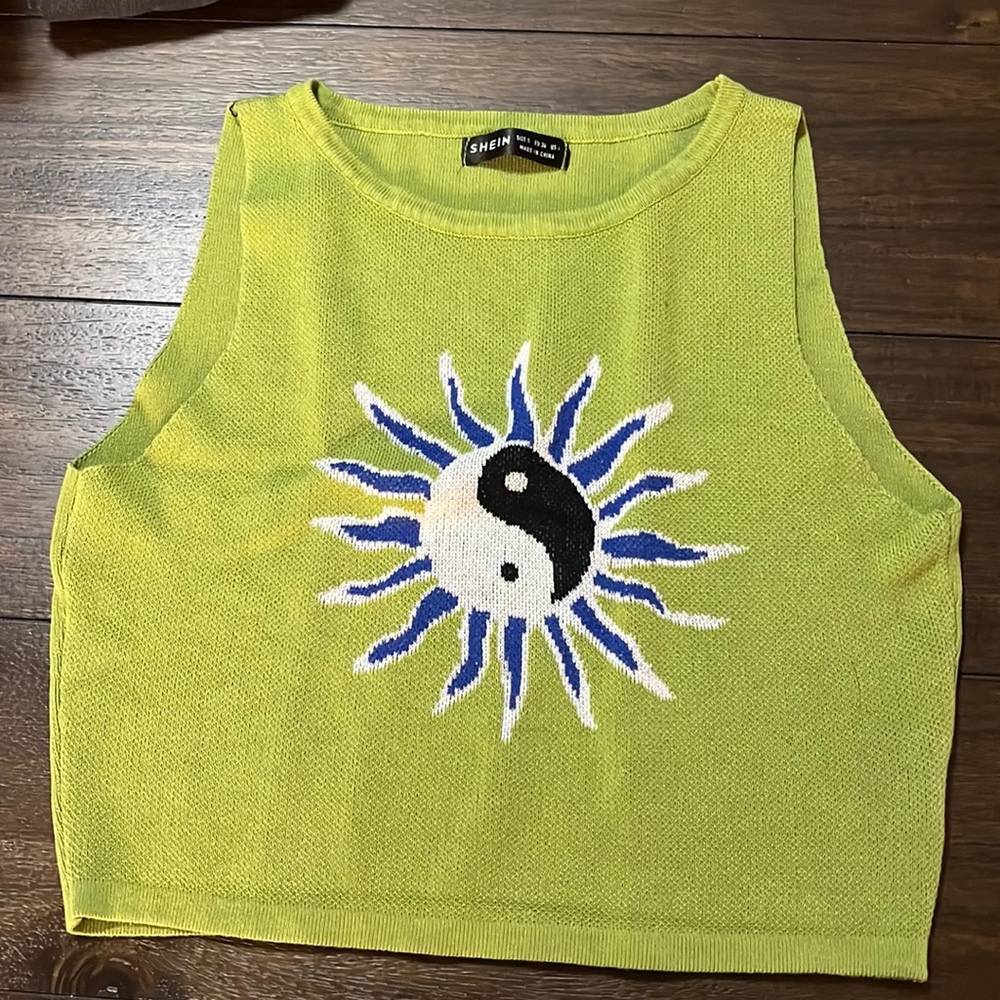 NWOT SHEIN small crop top